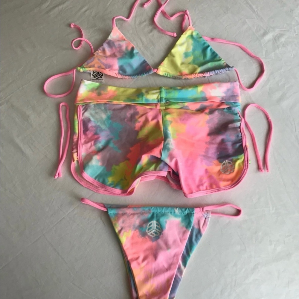 Blue Body Brazil Cotton Candy Skies Tie Dye Bikini w/butt scrunch Large